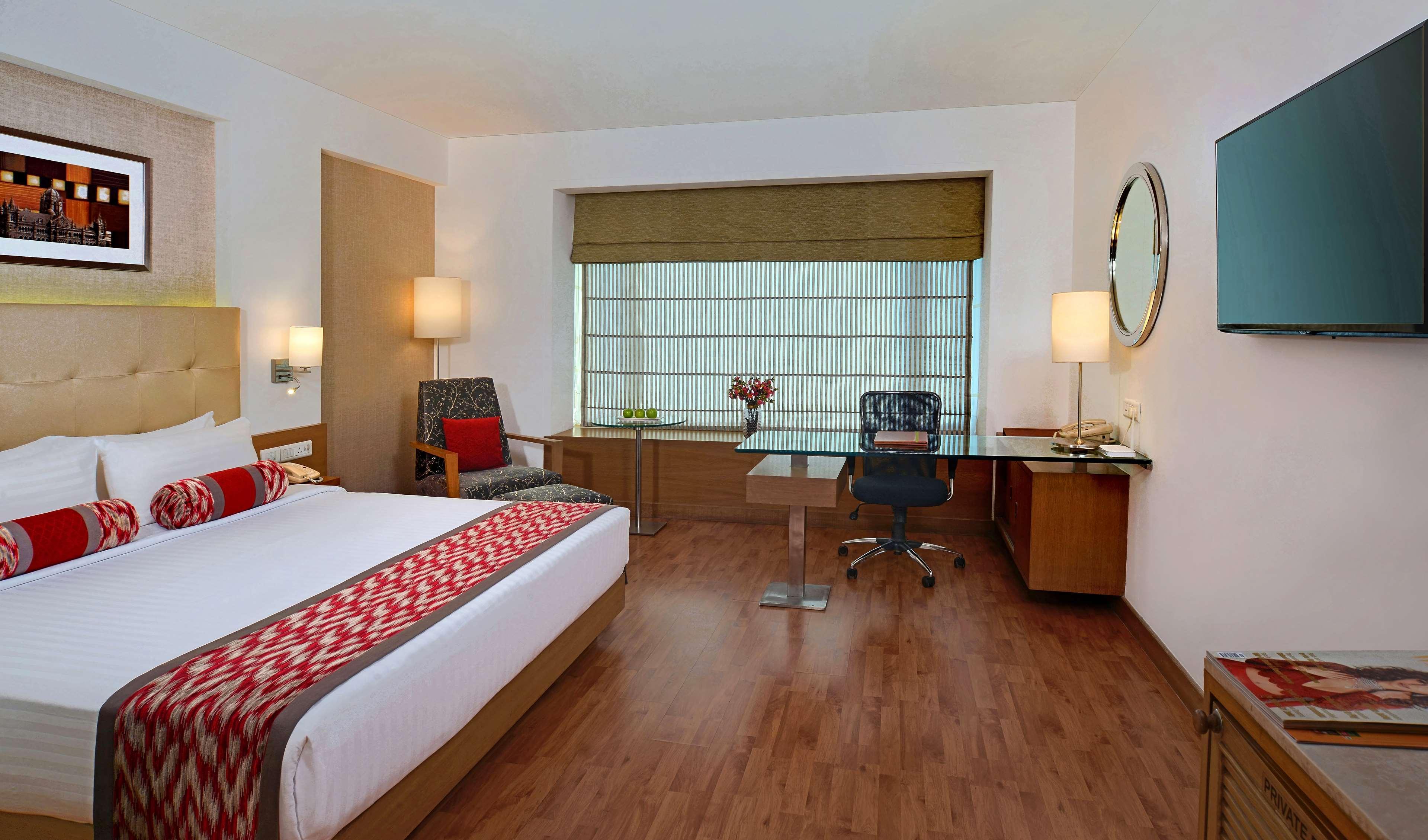 Radisson Mumbai Goregaon Bombaim Exterior foto